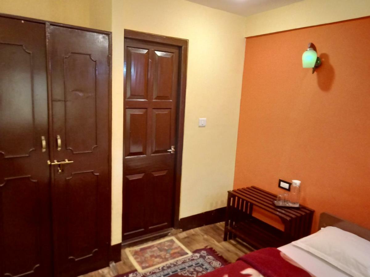 Hotel Anola Гангток Экстерьер фото